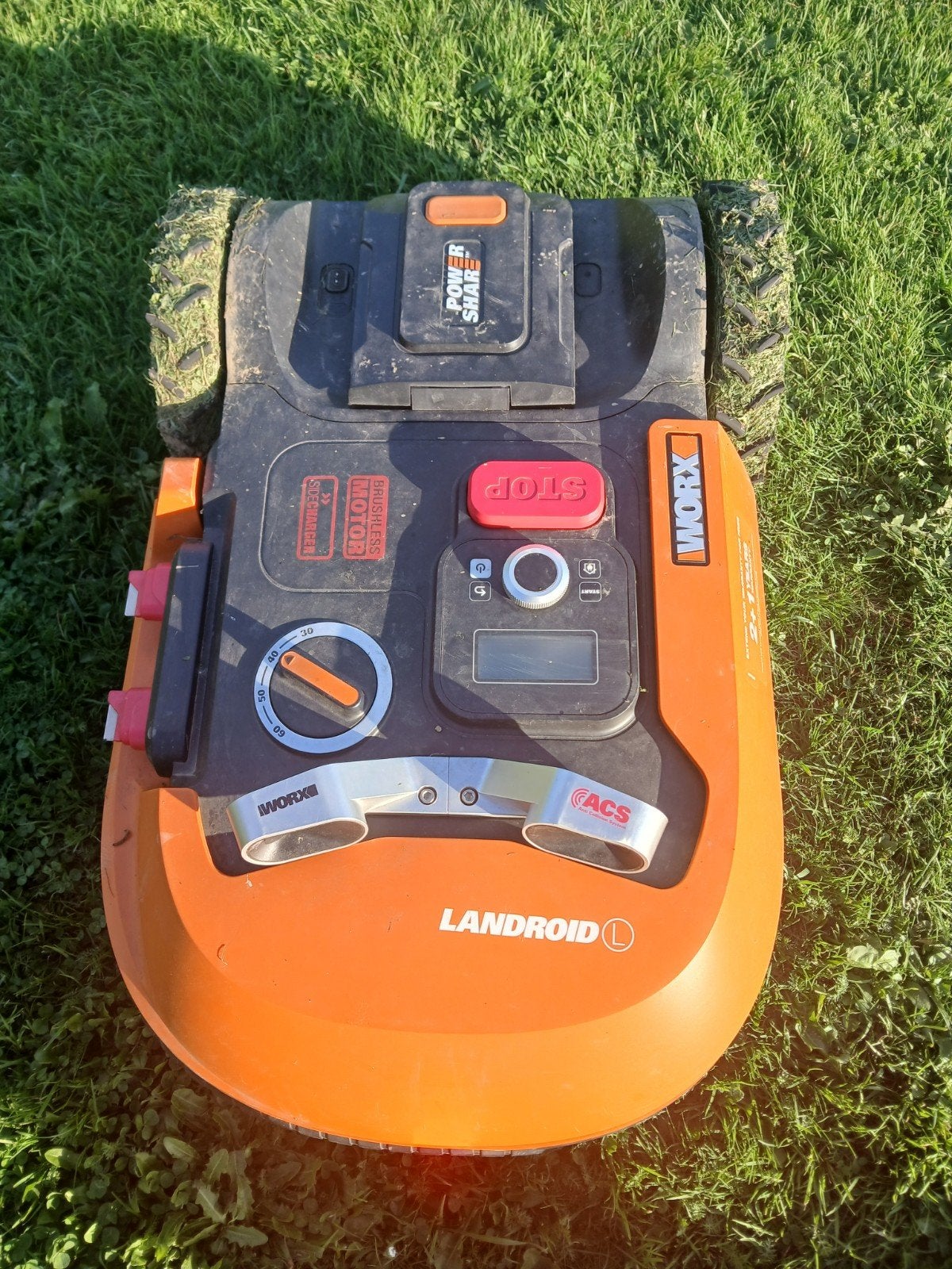 Robot tondeuse Worx Landroid 1000m², Enlèvement