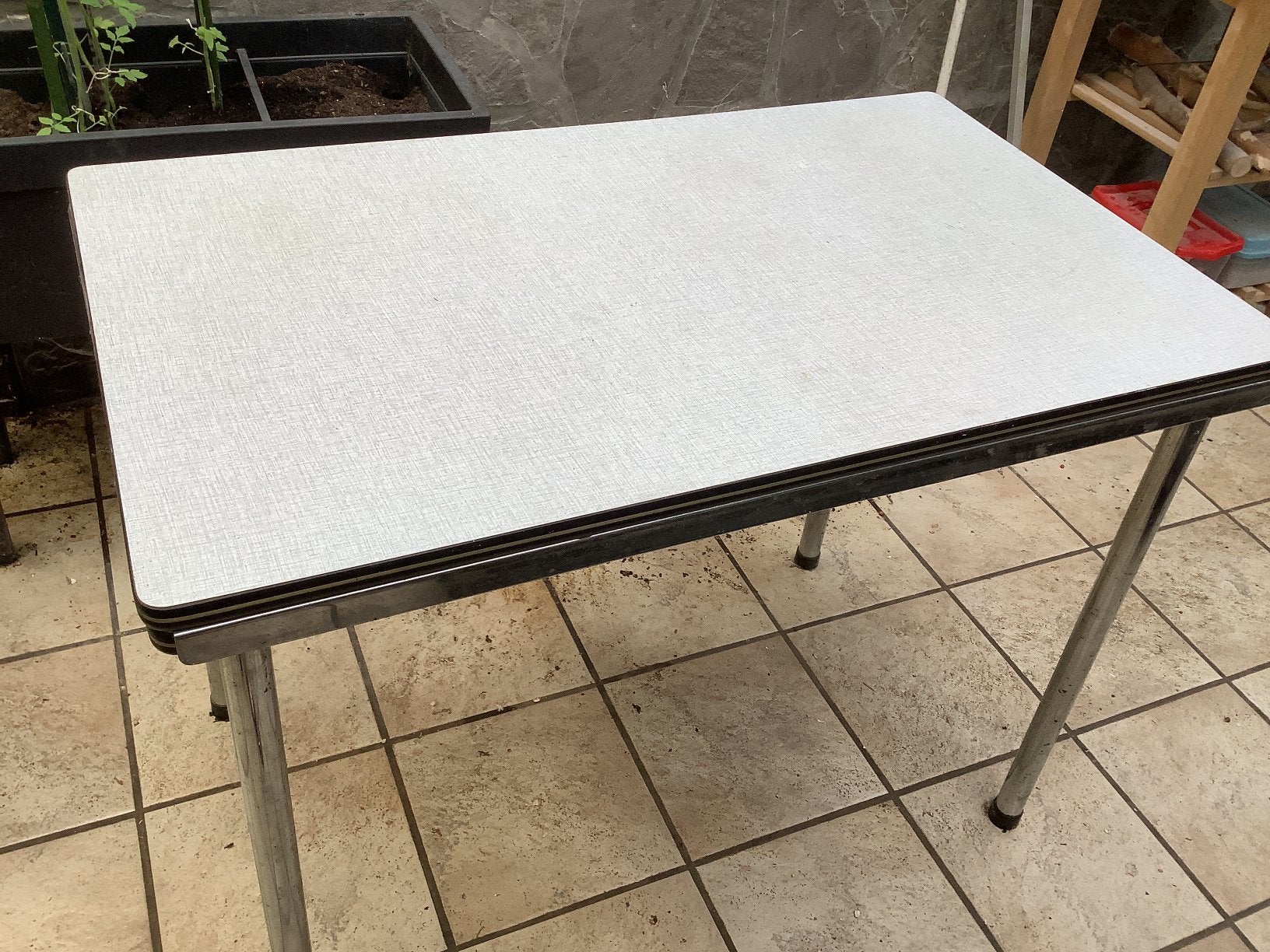 Uitschuifbare tafel, Enlèvement, Utilisé