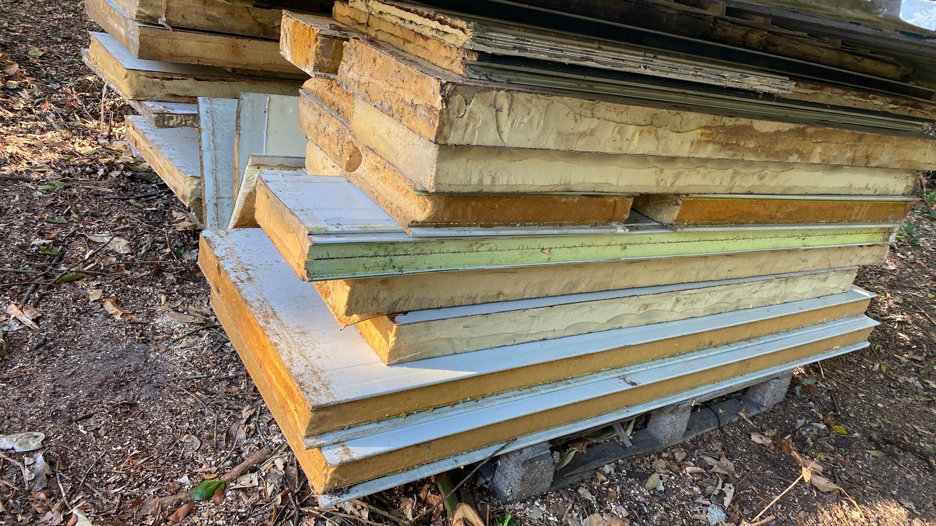 Sandwichpanelen, Enlèvement, Utilisé