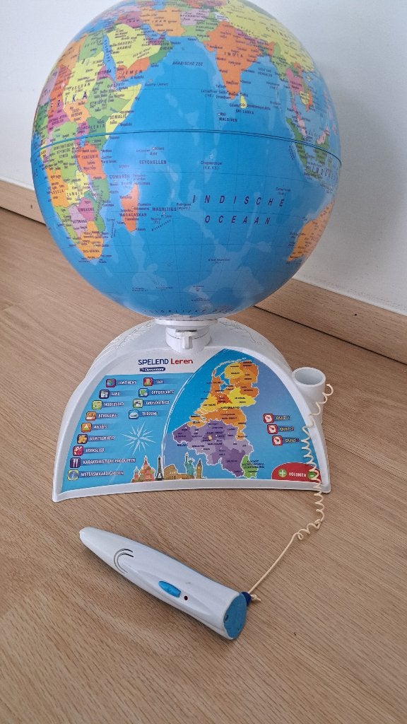 Clementoni Spelend Leren interactieve wereldbol met pen, Ophalen, Gebruikt, Ontdekken, Met geluid