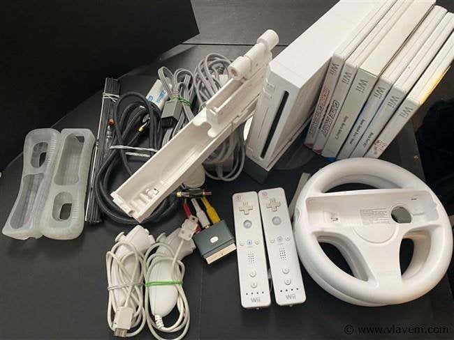Wii console + accessoires en 6 games, Ophalen, Gebruikt, Met 2 controllers, Met games