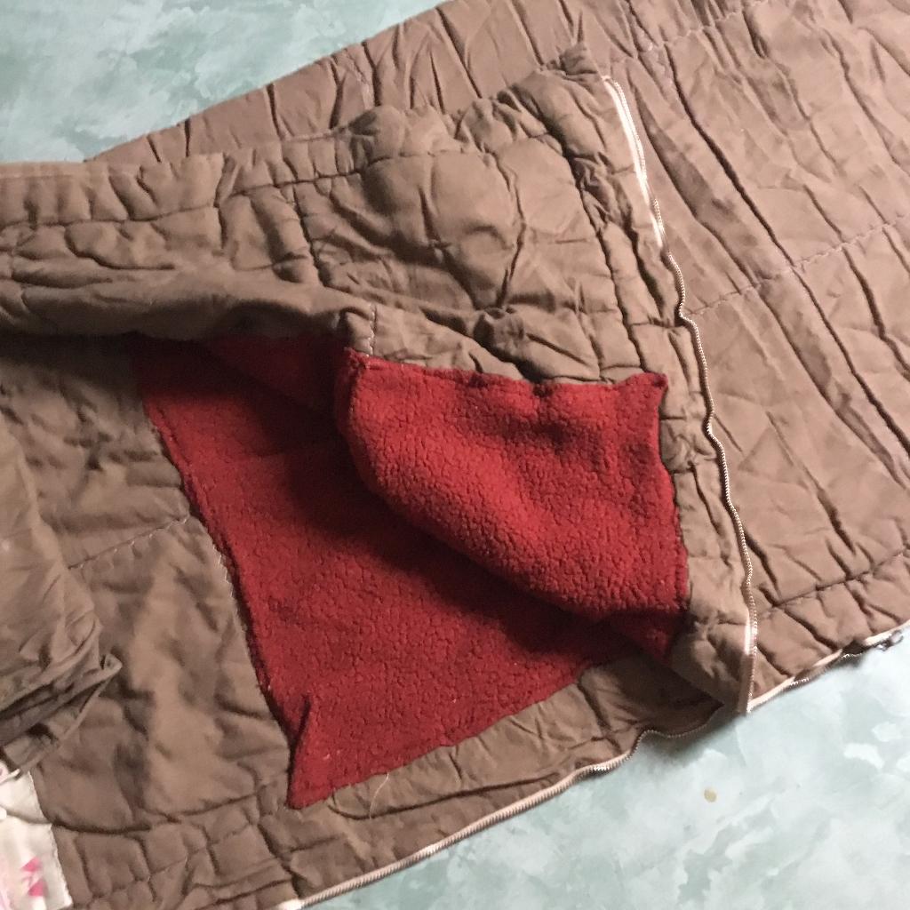 Slaapzak met warme pels mumY model + gratis sportzak, Ophalen, Zo goed als nieuw