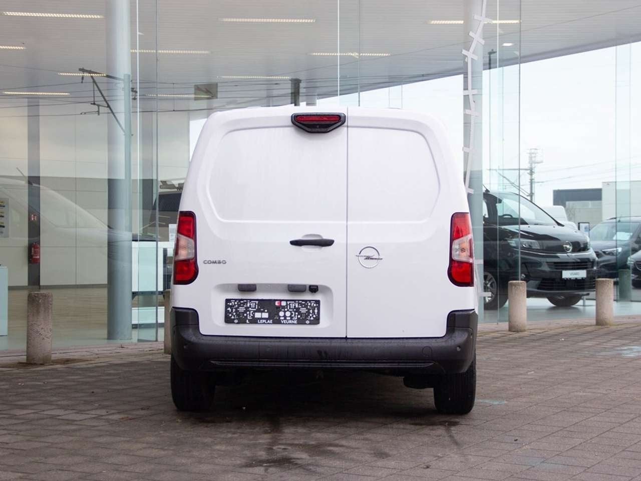 Opel Combo CARGO L1H1 3PL 1.5 130PK AUTOMAAT GPS|CAMERA|, Auto's, 0 kg, Wit, Bedrijf, 97 kW