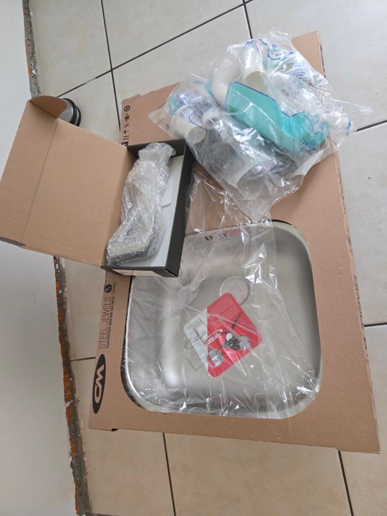 Afwasbak met kraan en alle toebehoren, Huis en Inrichting, Ophalen