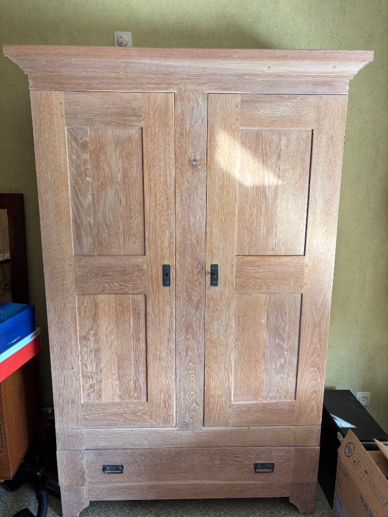 Livingkast ( met dressoir/tafel/stoelen), Ophalen, Zo goed als nieuw