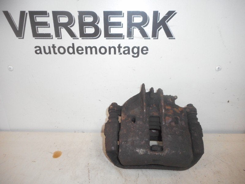 ETRIER DE FREIN AVANT GAUCHE Volvo S40 (VS), Info@volvocars.com, Volvo Car Germany GmbH, Siegburger Straße 229
50679  Köln, DE