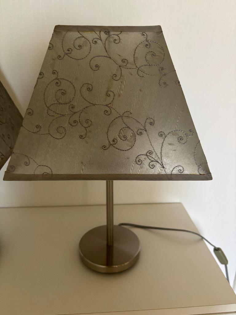 Twee tafellampjes of nachtkastlampjes, Ophalen, Zo goed als nieuw, Stof, Minder dan 50 cm