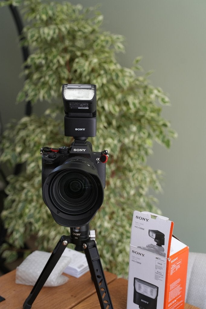 ★★★ Flash Sony ttl hvl-f28rm, Audio, Tv en Foto, Foto | Flitsers, Externe flitser, TTL, Ophalen of Verzenden, Zo goed als nieuw