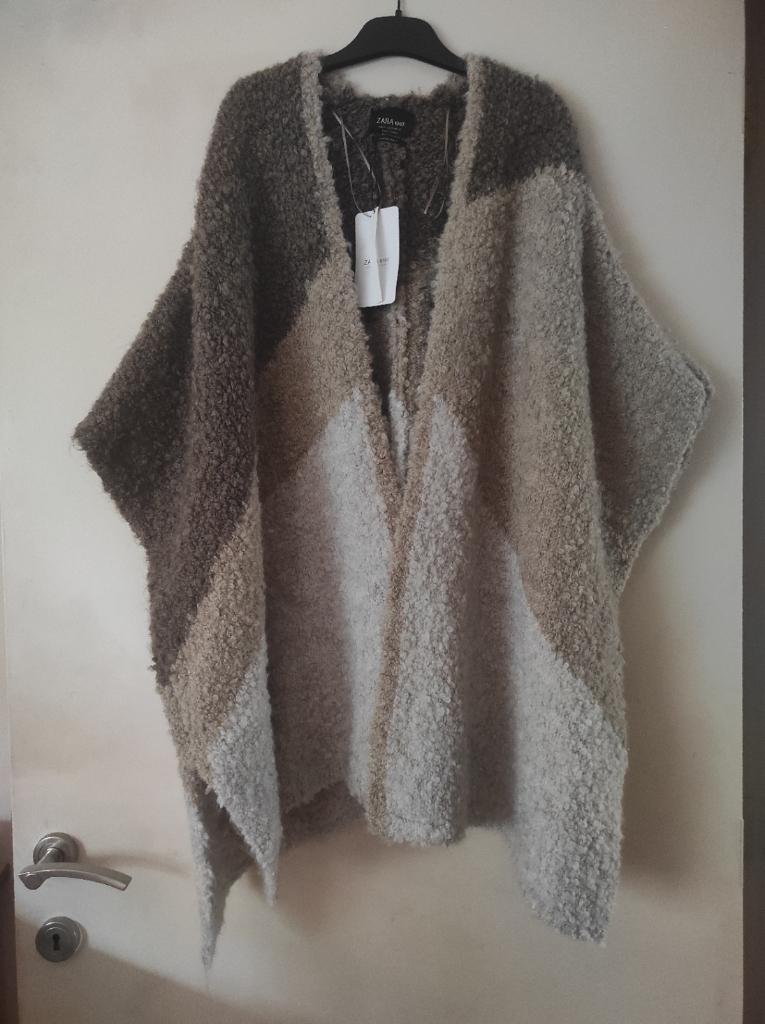 Nieuwe poncho cape Zara Knit Collection Italian Yarn Medium, Bruin, Zara, Nieuw, Ophalen