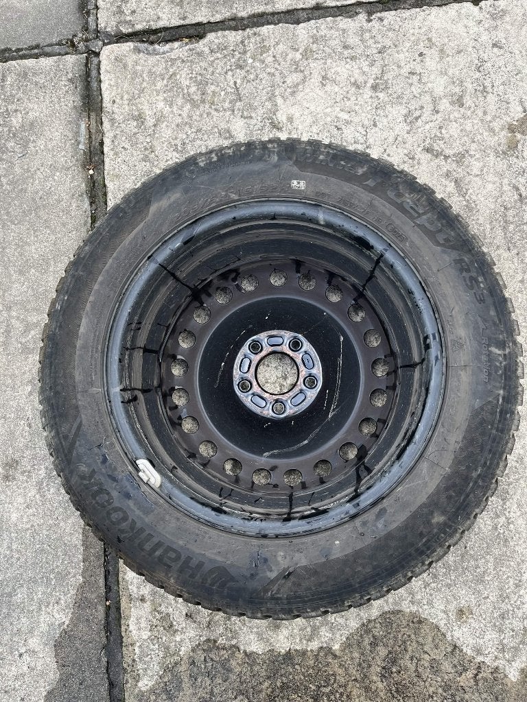 Pneus 205/60R16 92H, Autos : Pièces & Accessoires, Pneus hiver, 16 pouces, 205 mm, Pneu(s)