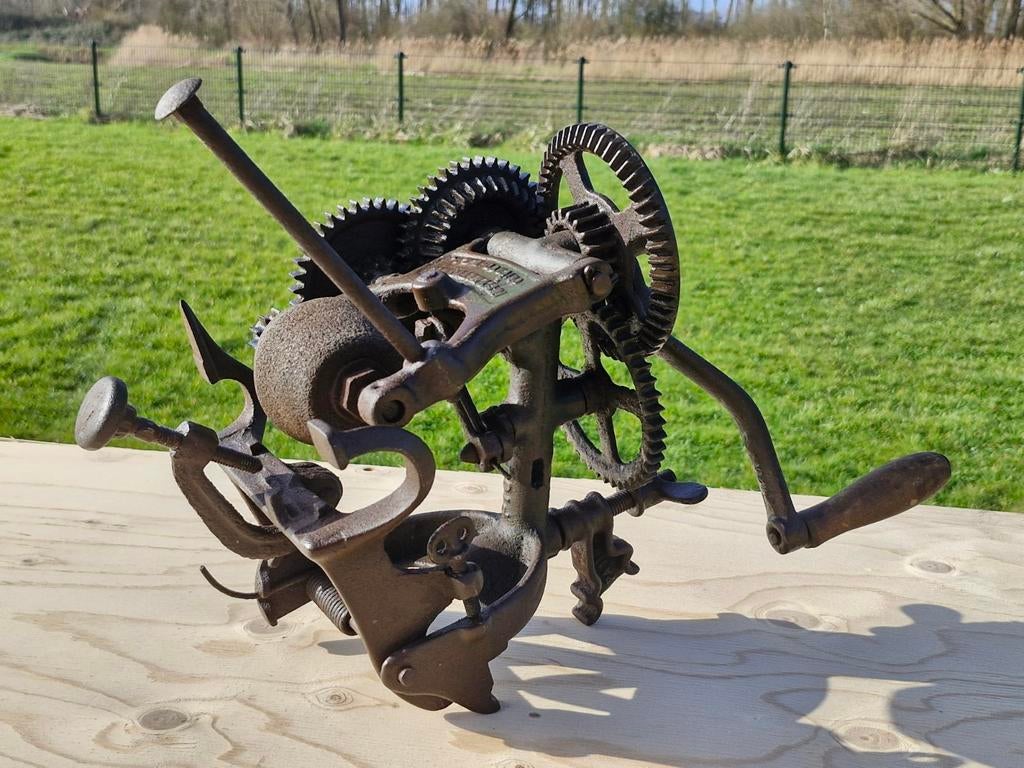 McCormick Deering messenslijpmachine - Chicago, USA 1880, Antiek en Kunst, Antiek | Gereedschap en Instrumenten, Ophalen of Verzenden