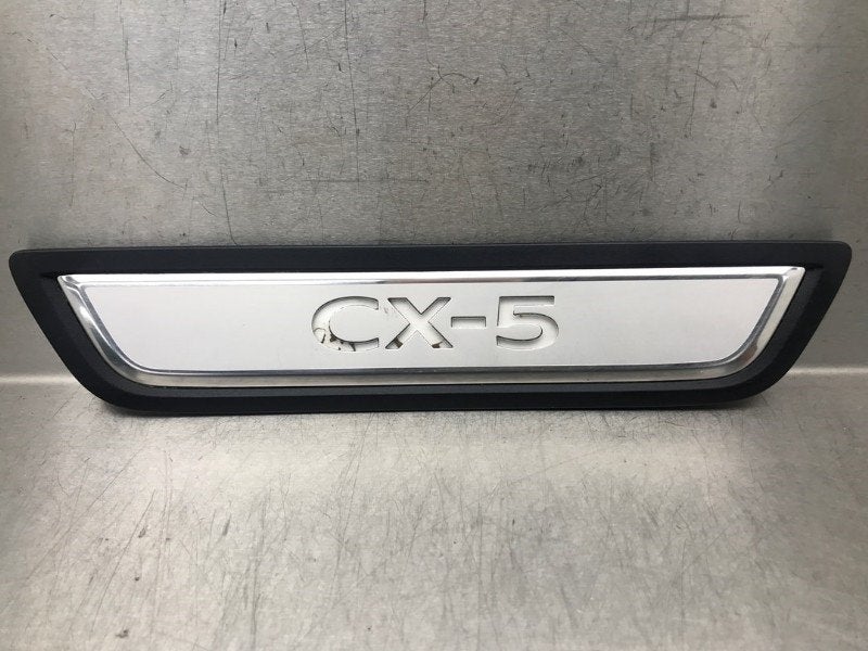 DIVERSEN Afdeklijst dorpel links Mazda CX-5 (KF), Gebruikt, Mazda