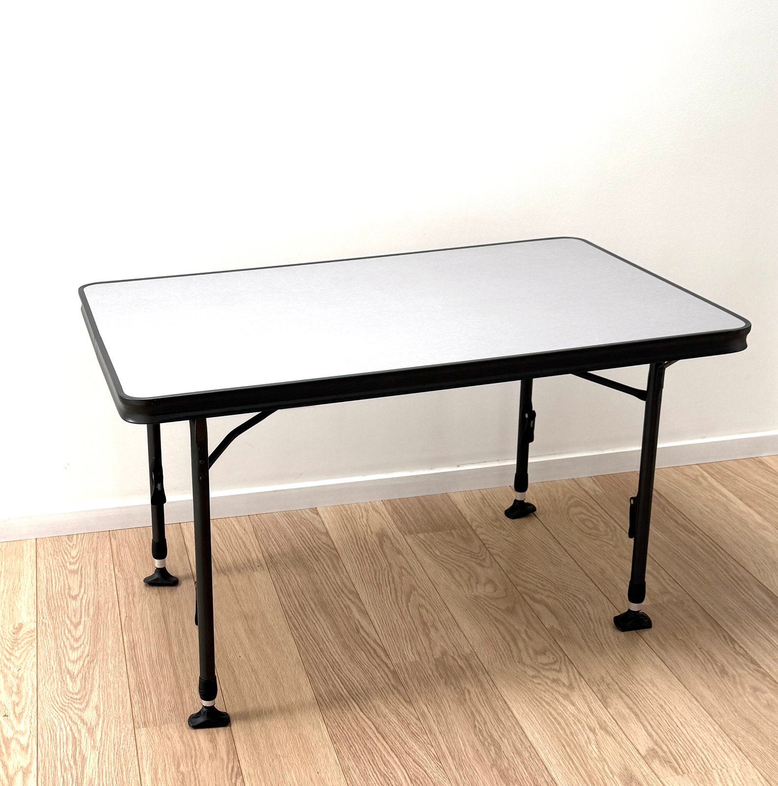 Stevige kampeertafel Crespo 101x65cm, Ophalen, In hoogte verstelbaar, Zo goed als nieuw