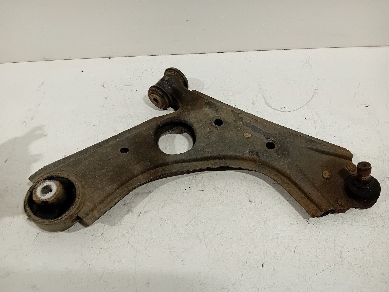 Draagarm rechts voor Fiat Doblo, Onderdelen@venauto.nl, Van der Ven Autorecycling B.V., Gebruikt, Ettenseweg 76, 4706 PB Roosendaal, The Netherlands