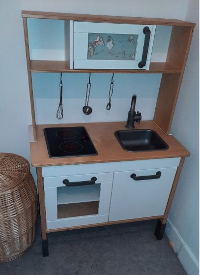 Ikea keukentje met gebruik sporen, Kinderen en Baby's, Ophalen, Gebruikt, Hout, Speelkeuken