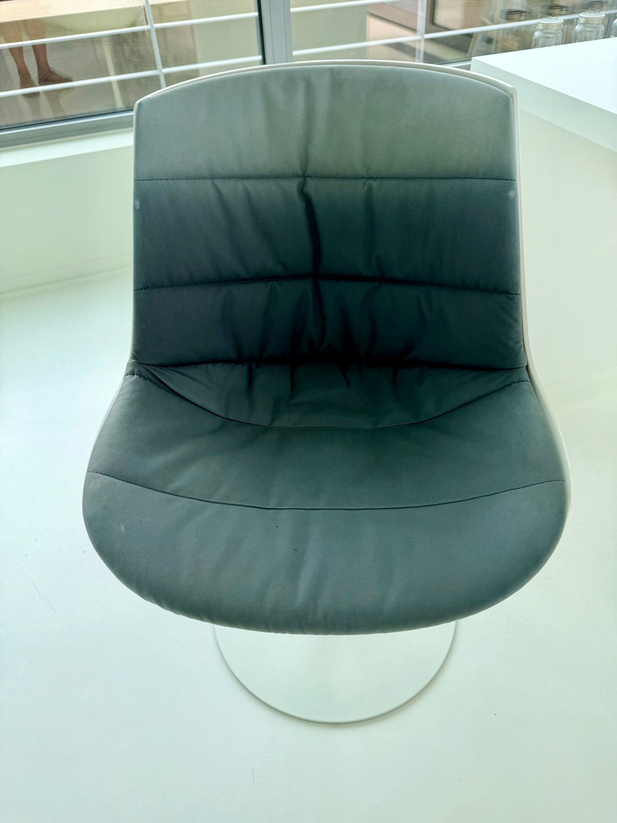 Lot 8 chaises design Flow MDF Italia, pivotantes, bon état, Ophalen, Gebruikt, Wit, Design