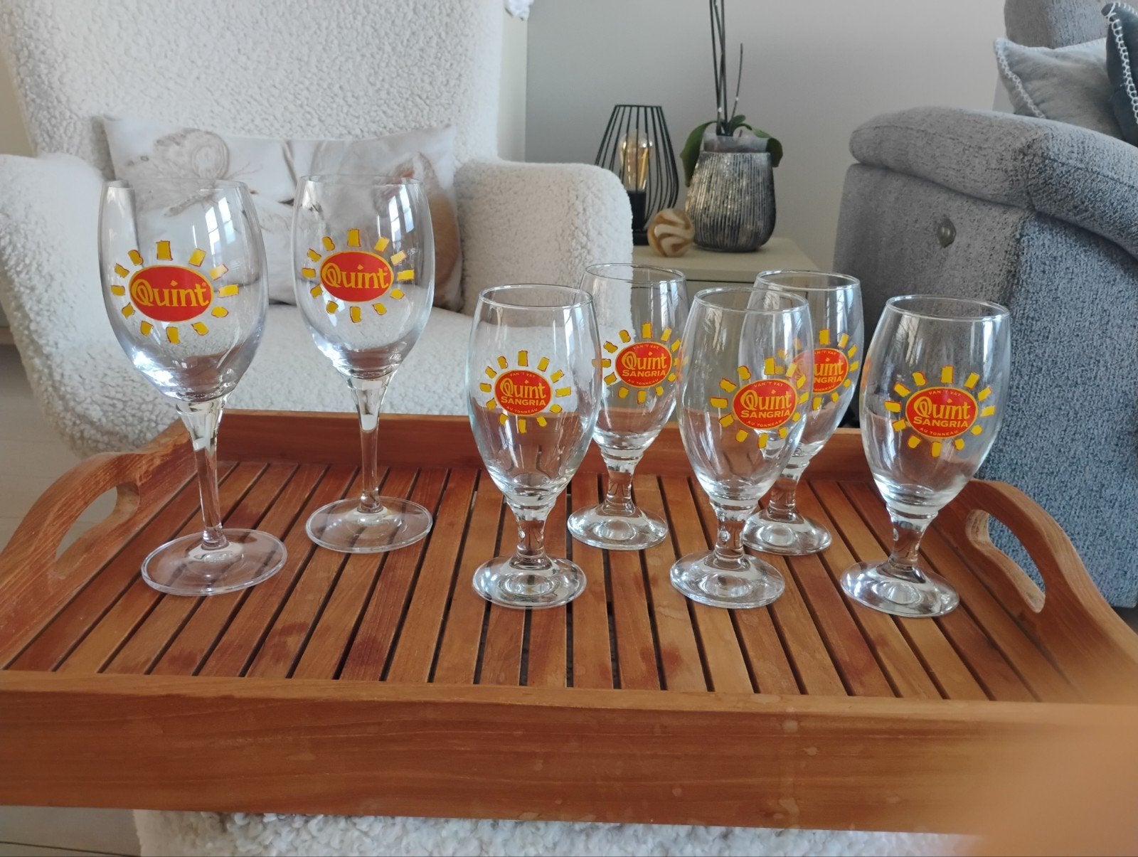 7 Sangria glazen, Ophalen