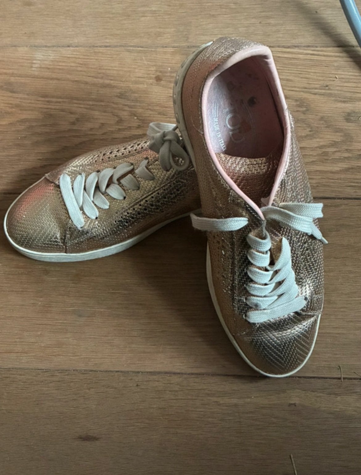 Tod’s sneakers metallic maat 39, Kleding | Dames, Schoenen, Verzenden, Zo goed als nieuw, Sneakers