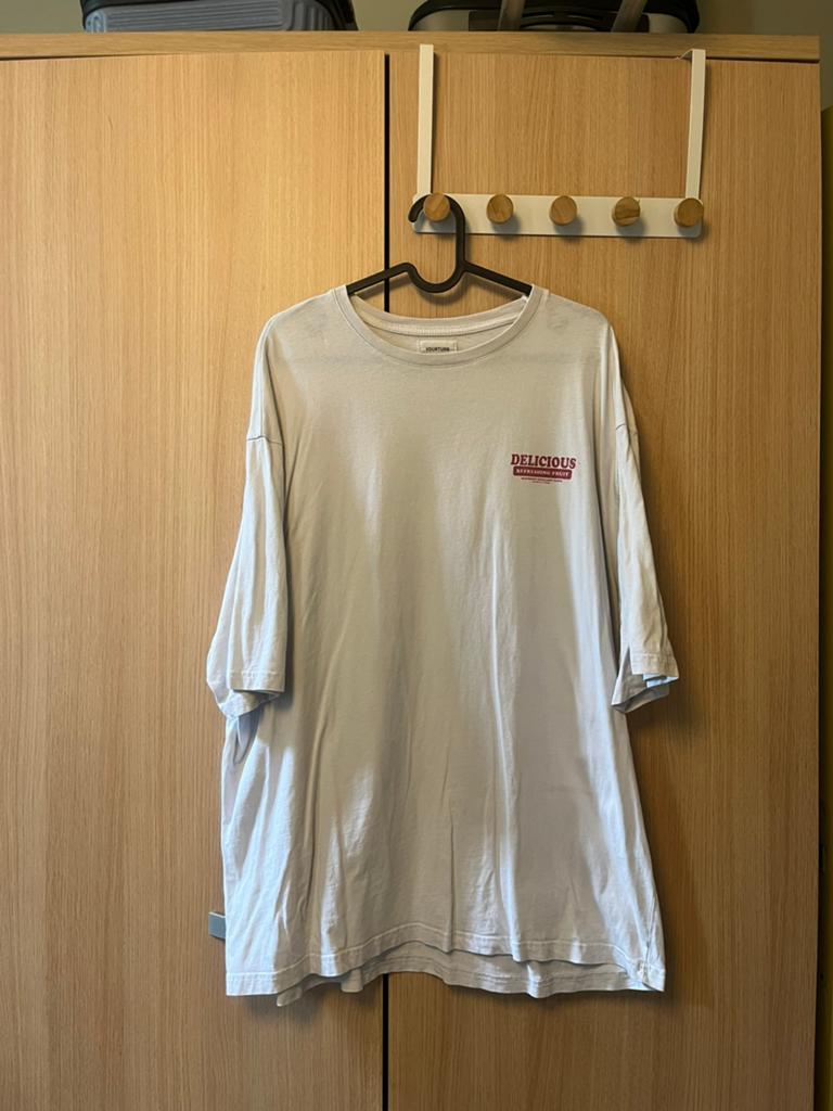 Wit tshirt met kersenprint, unisex - Yourturn, Kleding | Dames, T-shirts, Verzenden, Wit, Maat 46/48 (XL) of groter, Zo goed als nieuw