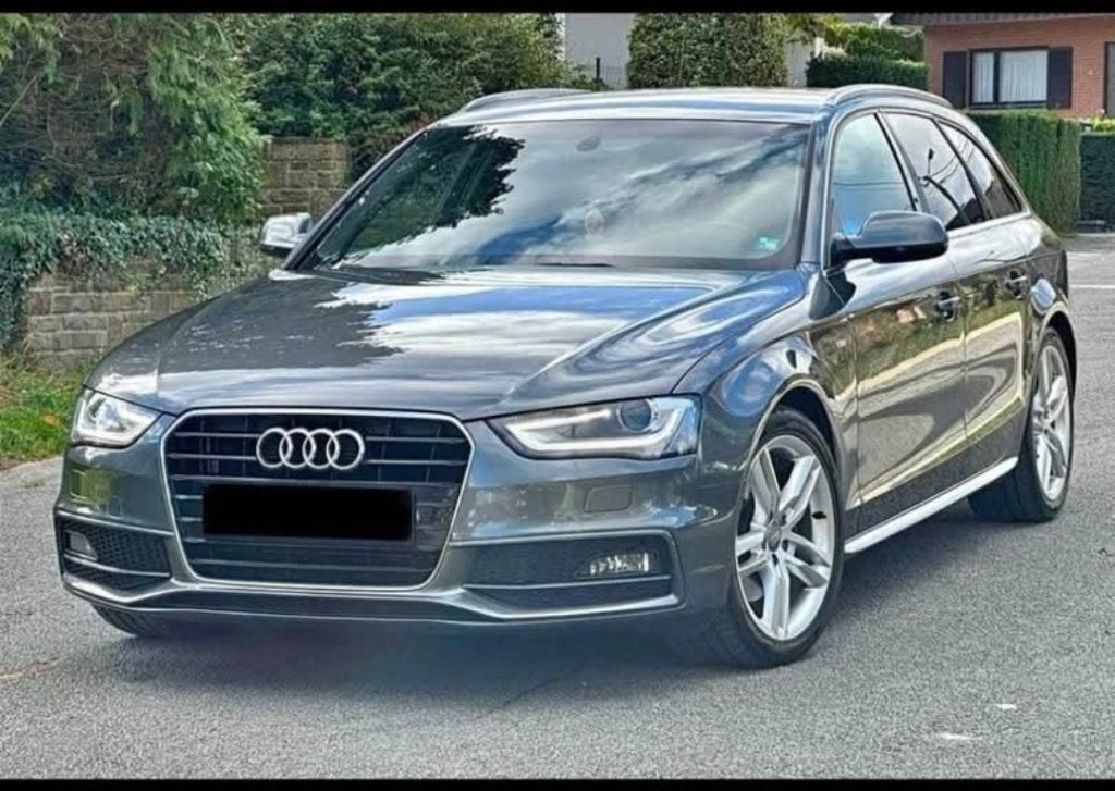 Audi  a4 sline, Autos, Boîte manuelle, A4, Noir, 5 portes