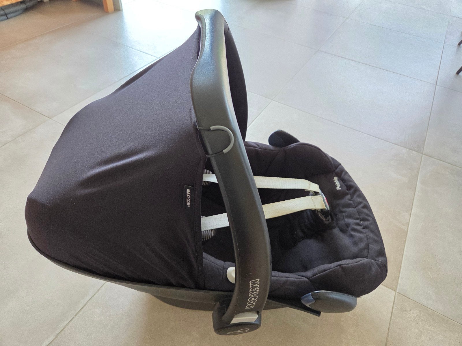 Maxi-Cosi Pebble met uitgebreide accessoireset – goede staat, Enlèvement