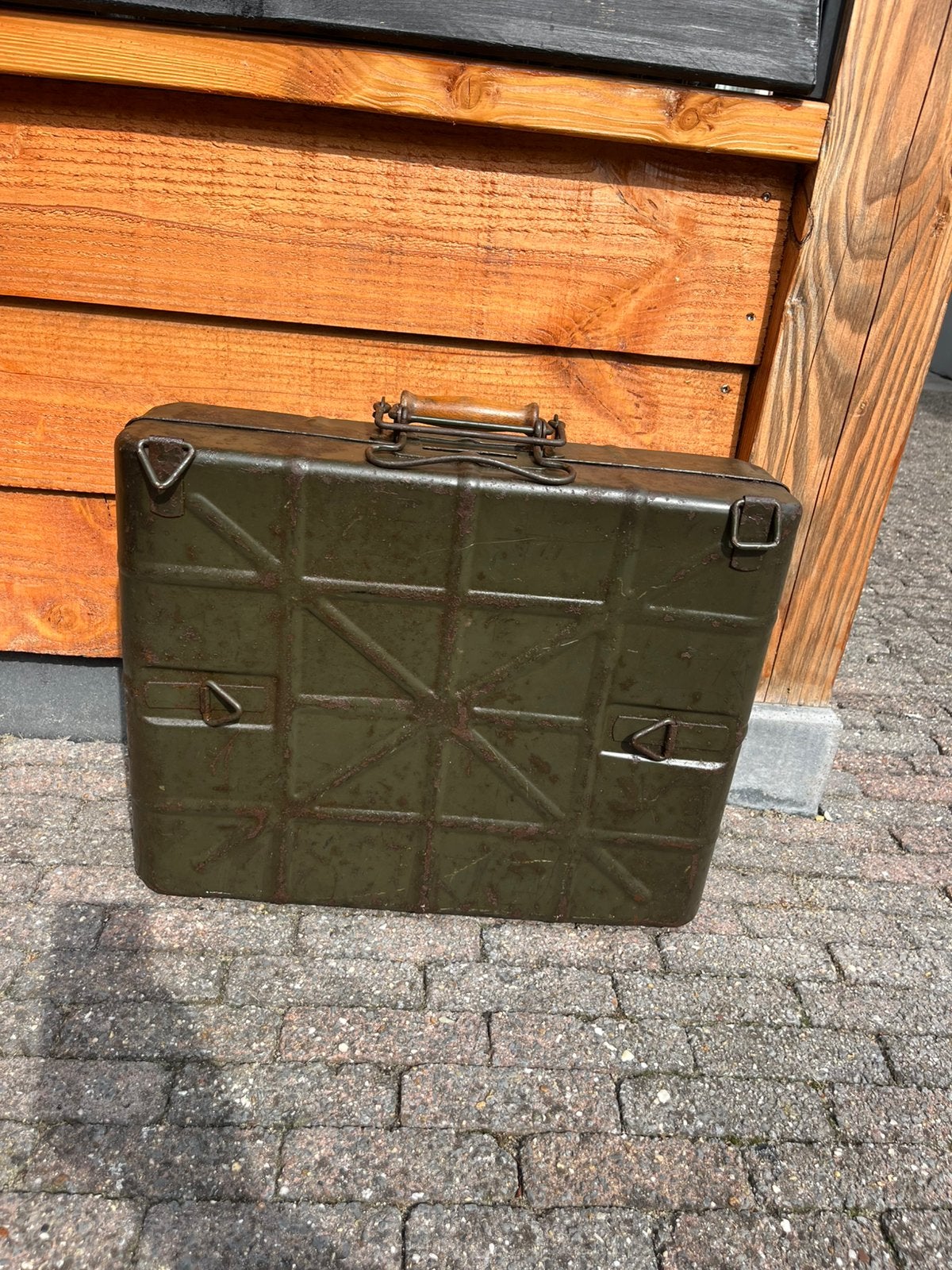 M24 steel handgraat kist, Verzamelen, Militaria | Tweede Wereldoorlog, Ophalen of Verzenden, Landmacht, Hulzen of Bodemvondsten