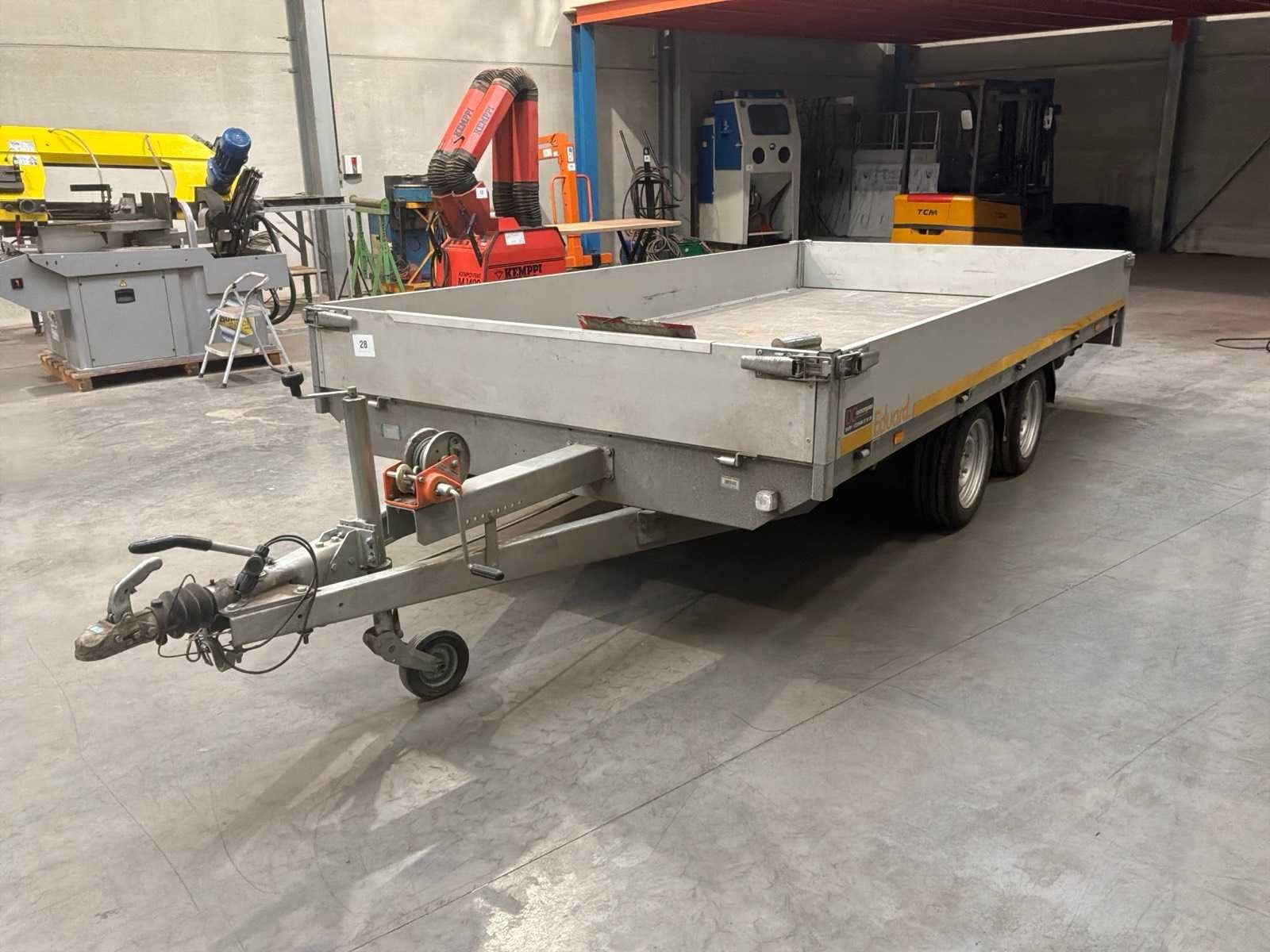 2021 Eduard 4 Aanhangwagen met takel, Gebruikt