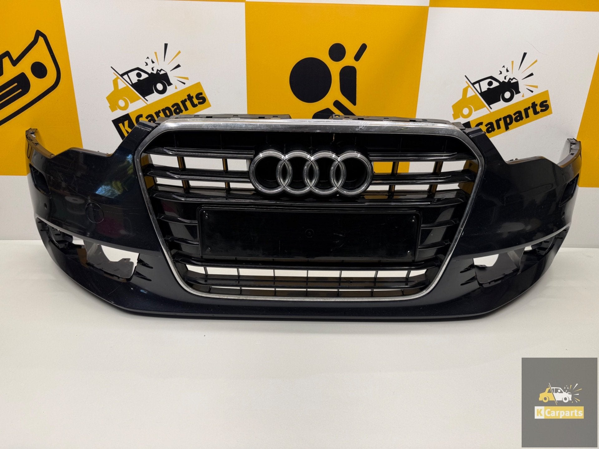 Pare-chocs avant Audi A6 C7 restyl e S-Line PDC KLS 4G080743, Pare-chocs, AUDI AG, Auto-Union-Strasse 1
85045  Ingolstadt, DE