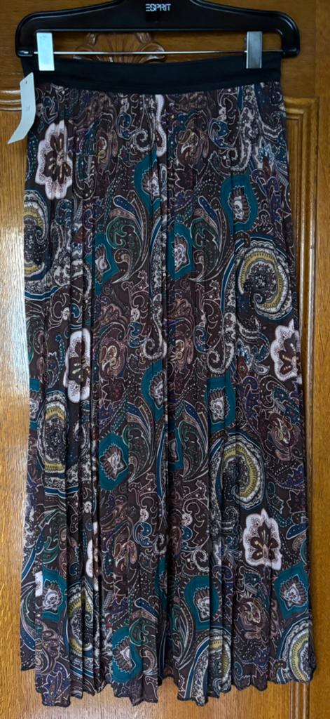 Nieuwe,lange,gevoerde plissé rok met elastieken band M/L., Blauw, Maat 42/44 (L), Nieuw, Ophalen of Verzenden
