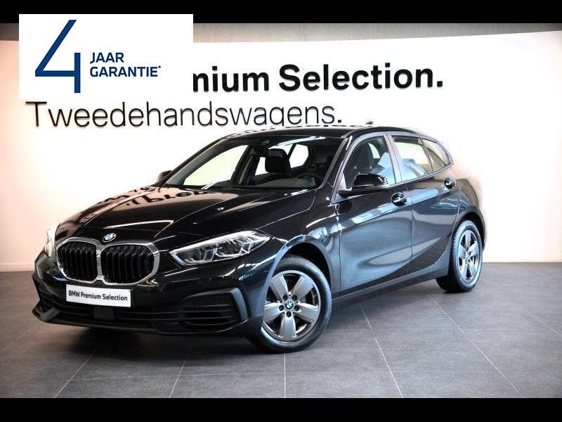 BMW Serie 1 116 LED LICHT NAVIGATIE DAB PDC AUT. AIRCO, Auto's, Automaat, 1 Reeks, 1498 cc, Zwart