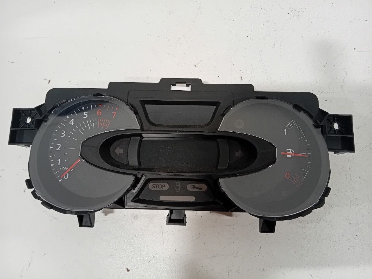 Cockpit Renault Captur, Onderdelen@venauto.nl, Van der Ven Autorecycling B.V., Ettenseweg 76, 4706 PB Roosendaal, The Netherlands
