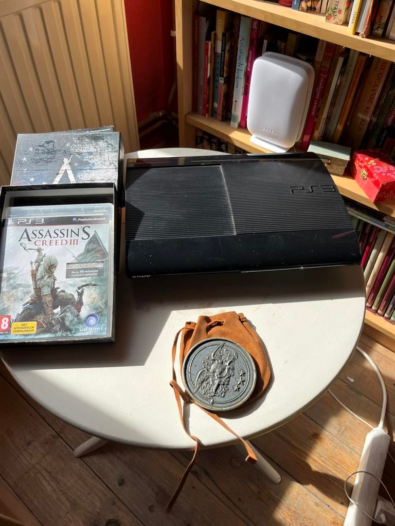 PlayStation 3, Games en Spelcomputers, Ophalen of Verzenden, Zo goed als nieuw, Met 2 controllers, Met games