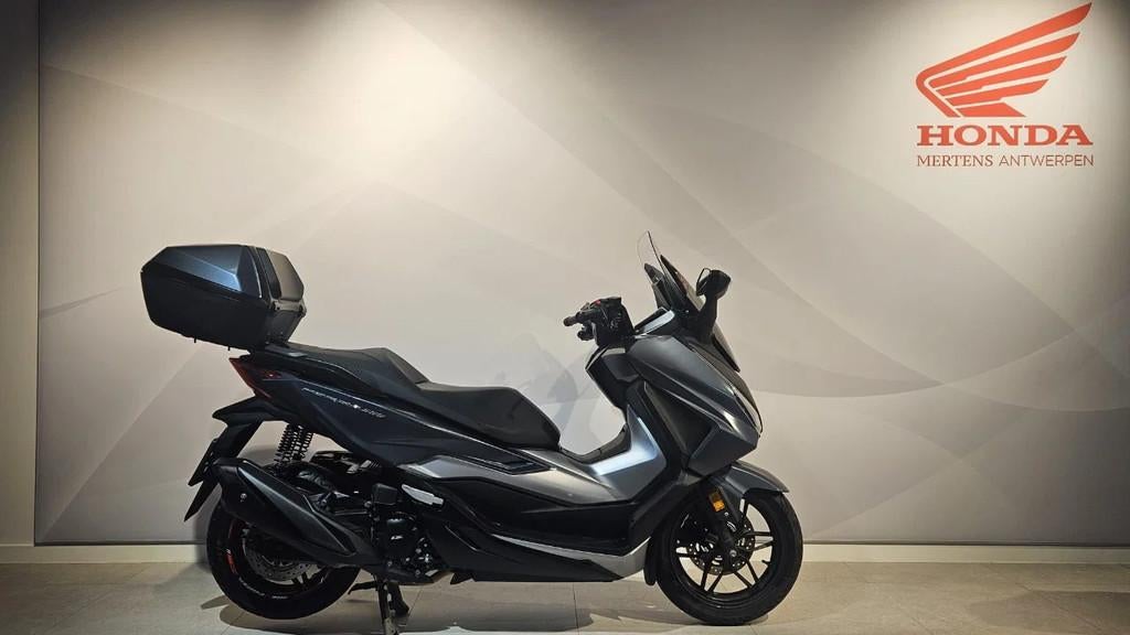Honda NSS350 FORZA (bj 2023), Motoren, Bedrijf, 12 t/m 35 kW, Scooter, 330 cc