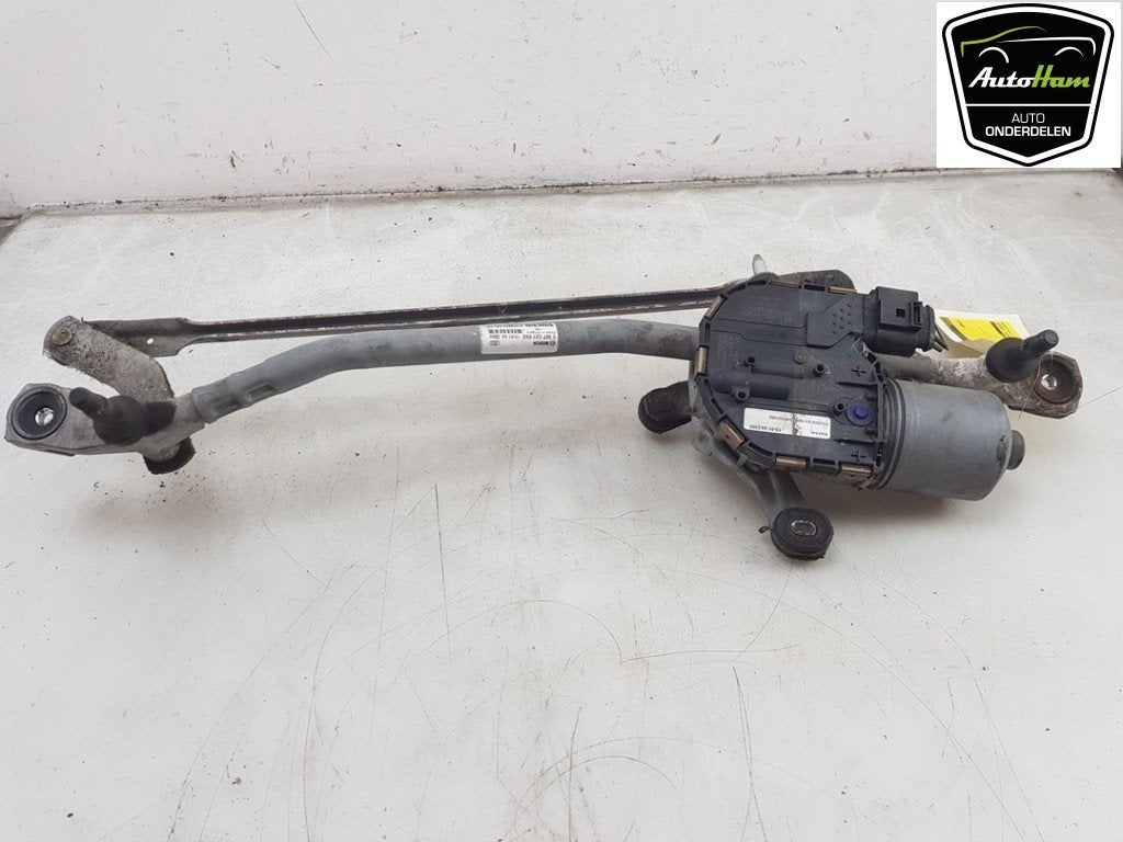 MOTEUR + TRINGLERIE ESSUIE GLACE AVANT Volvo V40 (MV), Utilisé, Volvo