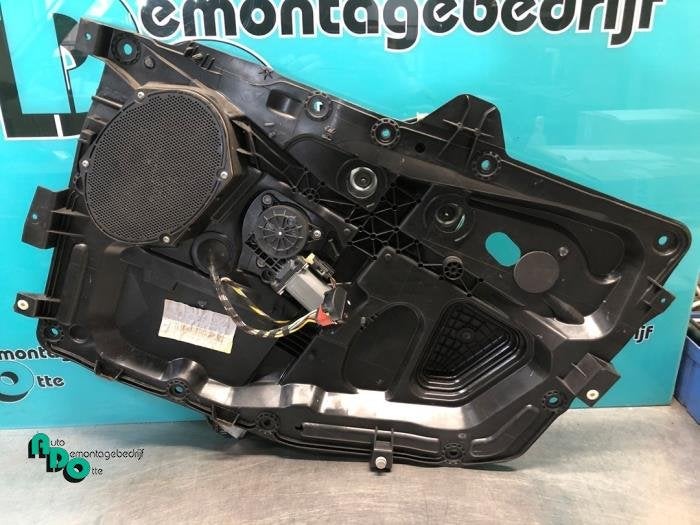 Mécanique vitre 4portes avant droite d'un Ford Fusion (Fusi, -, 3 mois de garantie, -, -