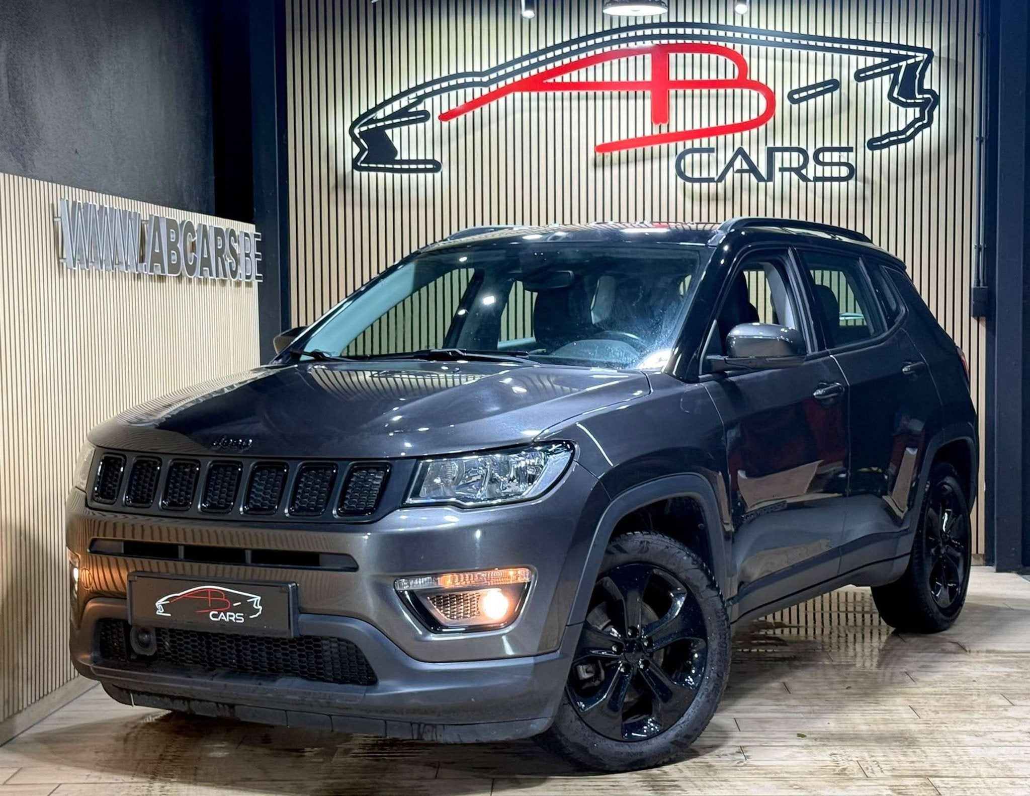 Jeep Compass 1.4TURBO * GARANTIE 12 MOIS *, Autos, Argent ou Gris, Achat, Euro 6, Boîte manuelle