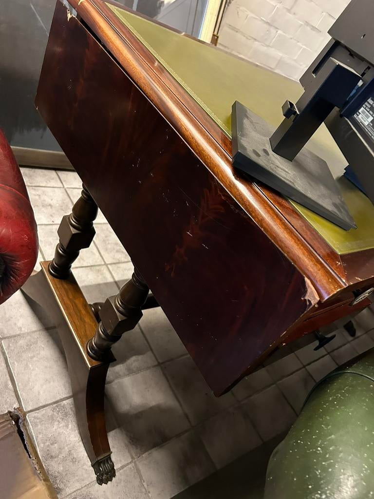KOOPJE: Chesterfield bureau te koop, dit weekend ophalen, Enlèvement, Comme neuf