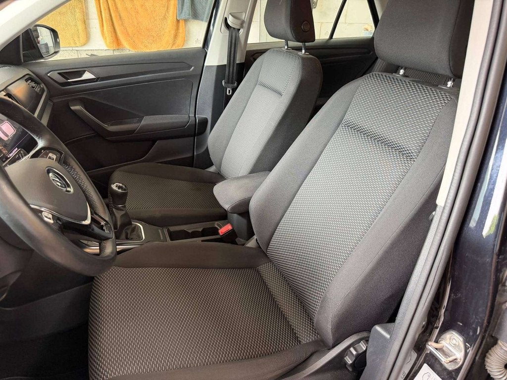 Volkswagen T-Roc 1.0 TSI Carplay/Android/2xPDC/Klima dual/1e, Auto's, Stof, Gebruikt, Overige kleuren, 1790 kg