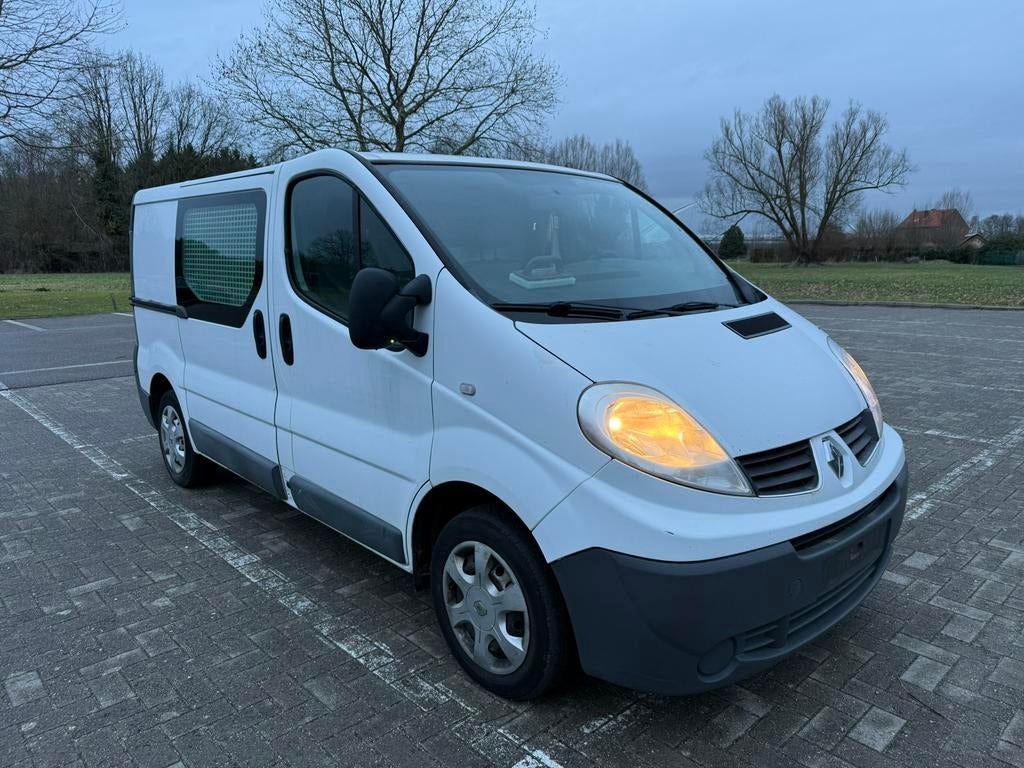 Renault trafic 2.0DCI. 2010, Auto's, Bestelwagens en Lichte vracht, Bedrijf, Te koop, Renault