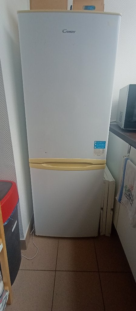 Frigo Candy à vendre, Avec compartiment congélateur, Utilisé, 45 à 60 cm, Enlèvement