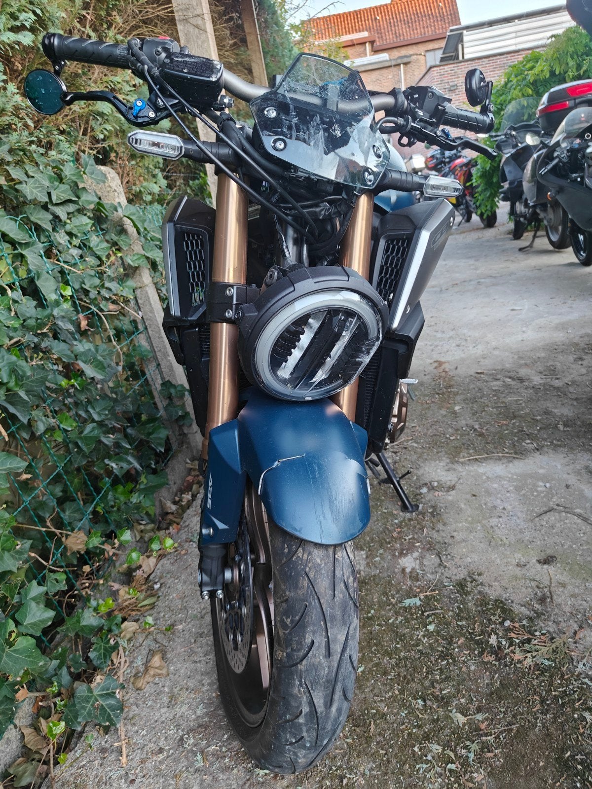 CBR 650, Bedrijf
