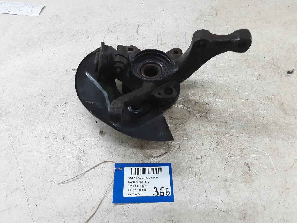 WIELNAAF RECHTS VOOR Volkswagen Caddy II (9K9A), Auto-onderdelen, Remmen en Aandrijving, Volkswagen, Gebruikt