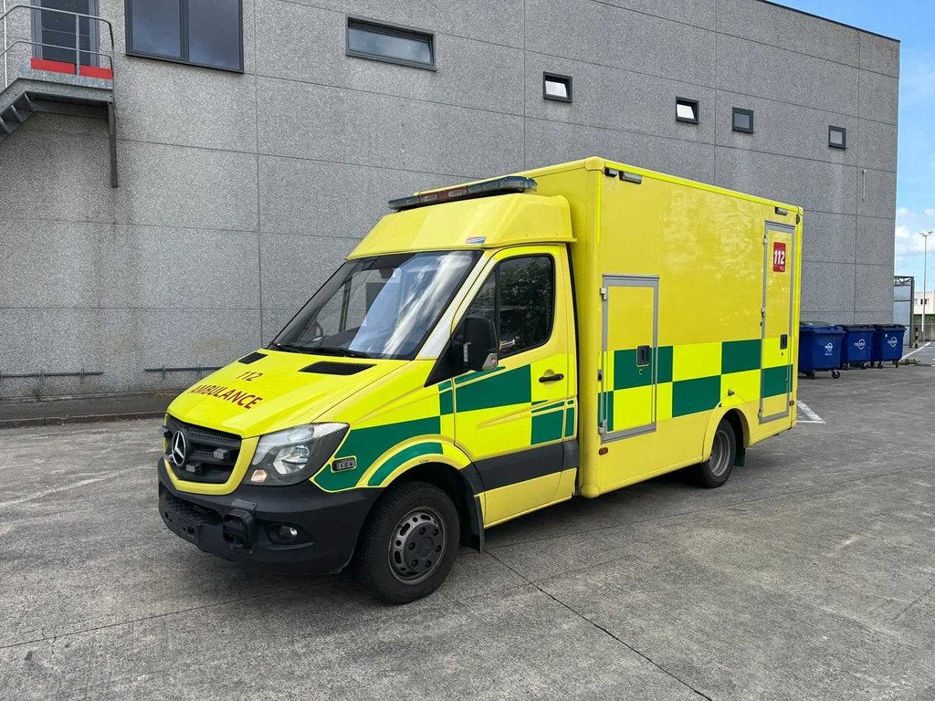 MERCEDES - 2014 - 319 CDI - AMBULANCE - Personenauto, Auto's, Gebruikt, Overige modellen, Bedrijf, Diesel