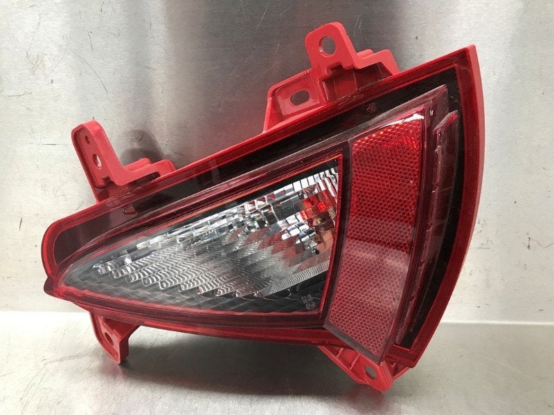 ANTI BROUILLARD PARE-CHOCS Sportage (NQ5E) (|92406R2000|), Kia, Dhr. M. Roggen, Stadsweg 37 37
9917 PV  WIRDUM GR., NL, Utilisé