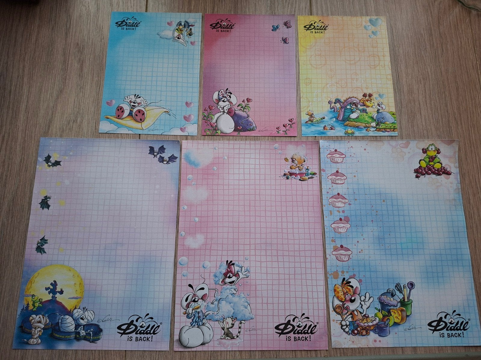 Verschillende blaadjes van de Diddl is back collecties, Verzamelen, Diddl, Ophalen, Diddl, Papier, Kaart of Schrift