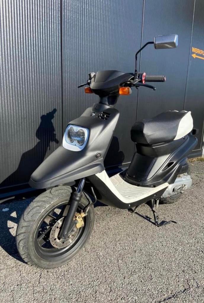 Booster te koop!, Fietsen en Brommers, Scooters | Yamaha, Gebruikt, Klasse A (25 km/u), Elektrisch, Ophalen of Verzenden