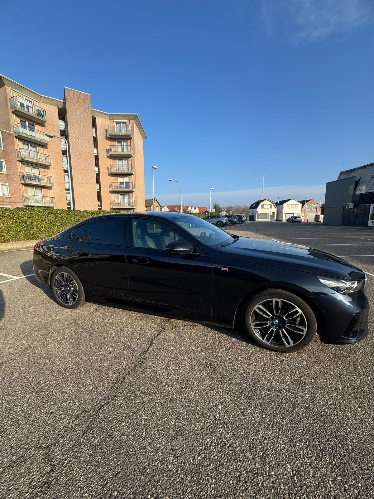 Bmw 530e G60 hybride. 1jaar premium garantie bij bmw dealers, Autos, BMW, Cuir, Phares entièrement LED, Entretenue par le concessionnaire