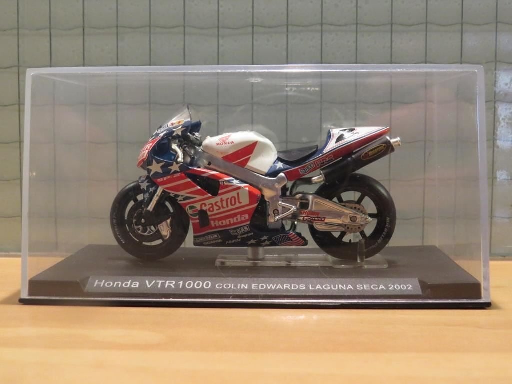 Colin Edwards Honda VTR1000 Laguna Seca 2002 1:24, Hobby & Loisirs créatifs, Voitures miniatures | 1:24, Enlèvement ou Envoi, Neuf