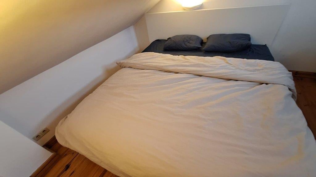 Lit avec sommier, Maison & Meubles, Salle de bain | Meubles de Salle de bain, Enlèvement, Utilisé