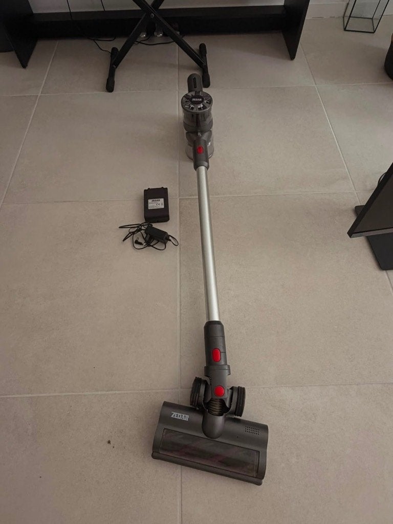 Zedar S600 met 4 verschillende opzetstukken, Overige merken, Gebruikt, Geschikt voor tapijt, Ophalen of Verzenden
